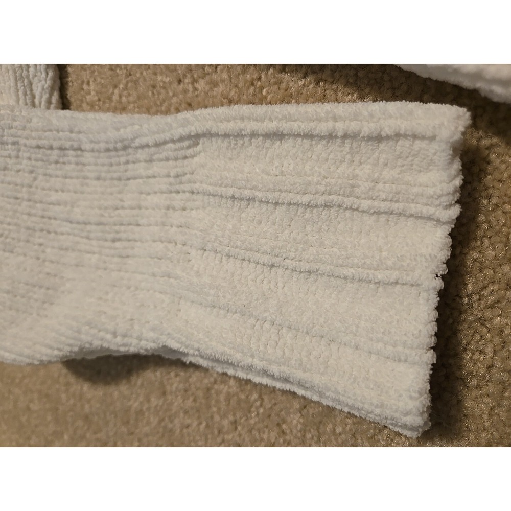 Altar'd State White Chenille Soft Pullover Sweater Size M Oversized Boxy Fit - Picture 5 of 10